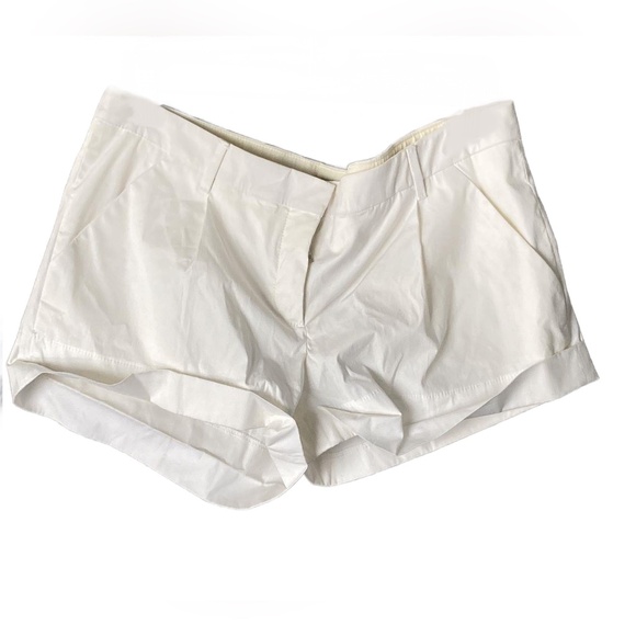 Prada Womens White Pleated Front Slash Pocket Chino Shorts Size 46
